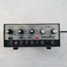 GENERATORE DI IMPULSI SYSTRON DONNER DATAPULSE 100A 37000-690 -B4