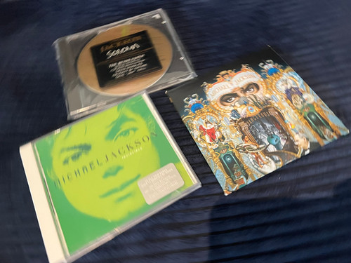 Michael jackson cds - michael,