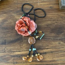 Collana da donna lunga senza chiusura perline nere verde ambra etnica vintage