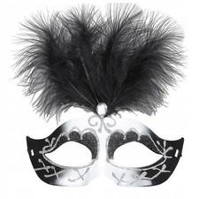 Maschera in piuma bianca e