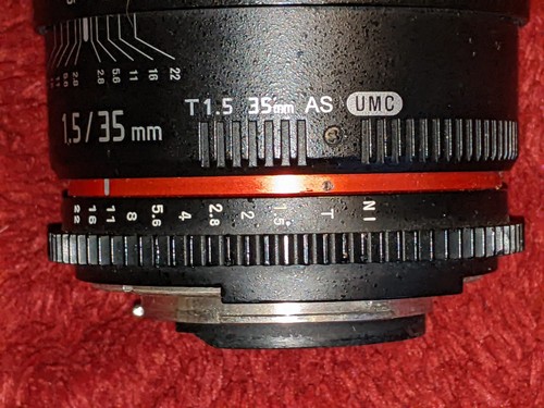 Samyang 5 as - mm, umc