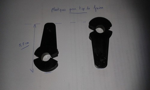 Plastique maintien pedale - de,