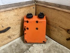 stihl 015 AV chainsaw front fill oil gas mix plate Case cover 9 1116 351 0500