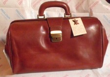 Borsa bauletto con manico e