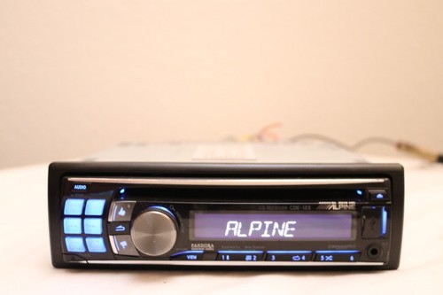 Alpine cde 123 radio usb - radio,