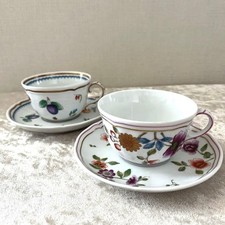 Set 2 tazze da tè e piattini