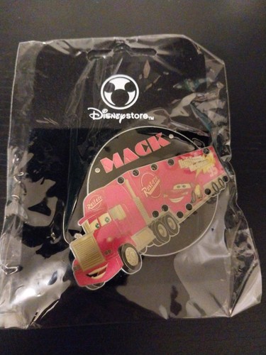 Nuovo disney store cars mack - nuovo,