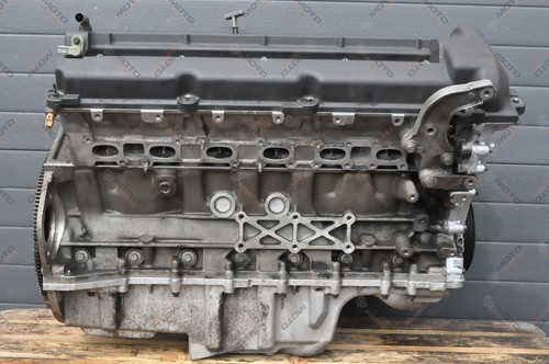 Aston martin db9 0 - aston, v12