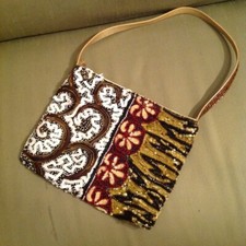 Borsa marca Yuri vintage ricamata pailettes/pelle stampa rettile