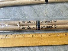 1 Pair Official Kings Of Leon