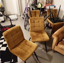 Sei sedie vintage Più Poltrona Abbinata