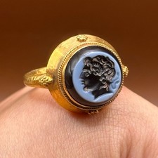 Anello antico romano in oro
