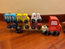 Vilac gioco in legno: camion + un rimorchio + 6 veicoli da impilare 