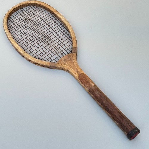 Antica racchetta tennis in - da,