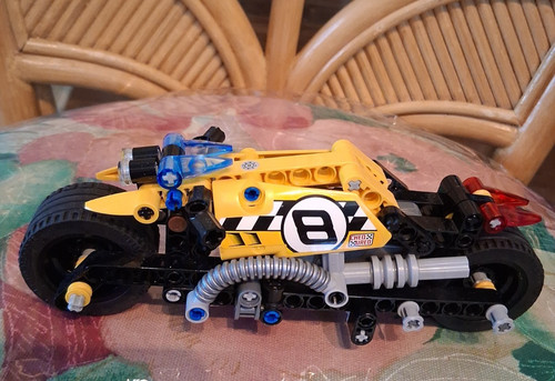 Lego technic 42058 - lego,