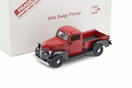 Danbury mint 1941 dodge - 1:24,