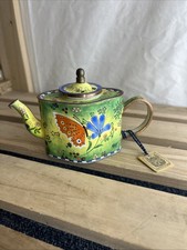 Charlotte Di Vita Teapot