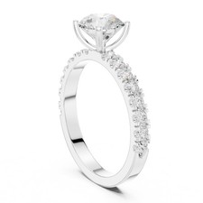 Anello da donna con diamanti