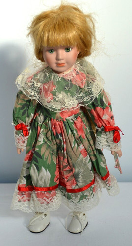 Bellissima bambola vintage - bambola, in