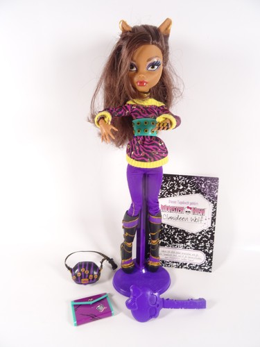 Monster high doll school out - monster,