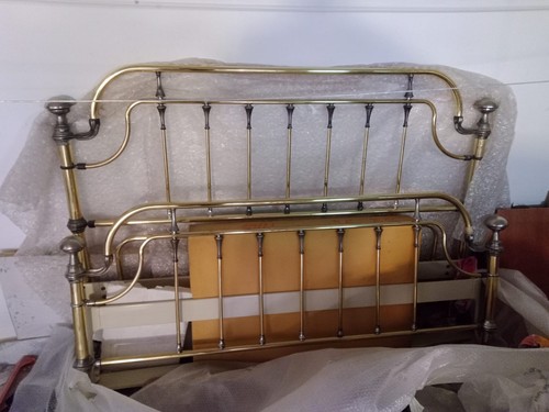 Struttura letto matrimoniale