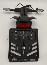 YAMAHA R1 2015 2019 PORTATARGA CON FRECCE ORIGINALE