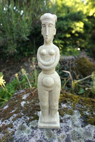 Mo11 figurine statuette - mo11,