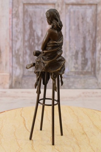 Statua donna scultura bronzo
