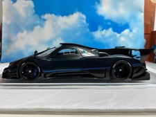 1:18 AUTOART PAGANI ZONDA REVOLUCION FIBRA DI CARBONIO BLU/NERO 78273 COME NUOVO