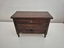 miniatura modello mobile comò