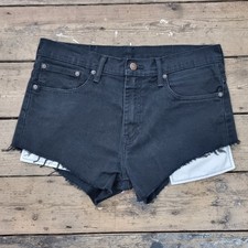 Pantaloncini corti Levis neri tagliati, W31