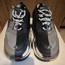 Balenciaga Triple S 