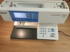 Machine à coudre PFAFF