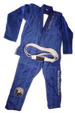 Costume uniforme arti marziali