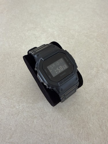 Orologio digitale quadrato