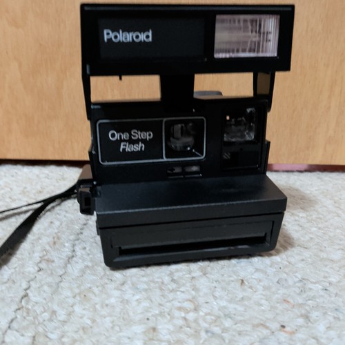 Polaroid one step - one, flash
