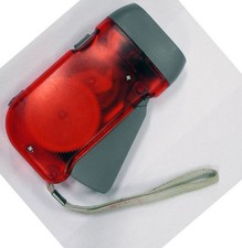 (E) 3 LED DYNAMO FLASHLIGHT