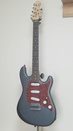 Sterling musicman sub - by,