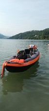kayak gonfiabile 3 posti +3 salvagente +pompa manuale ed elettrica+2 remi+sacca