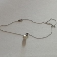 Catenina o girocollo  in oro  giallo 9 kt  375 con pendente in oro con perla