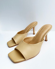 FREYA ESTEPHAN sandali con