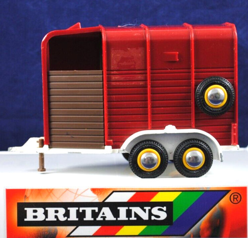 1986 britains farm 9562 - 1:32,