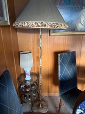 piantana elegante lampada da