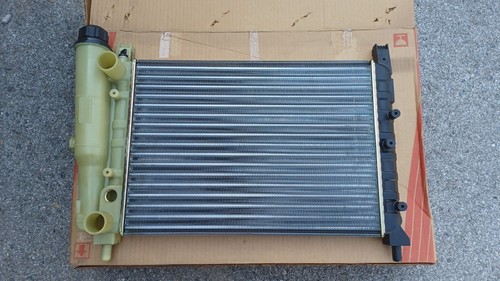 Radiatore motore per fiat uno - radiatore,