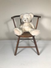 antica sedia per bambini con