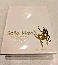 Custodia per carte Sailor Moon Stone Sailor Moon Store spilla trasformazione limitata JPN