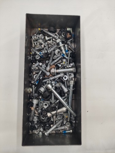 Kit bulloneria - kit,