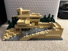 LEGO Architecture 21005