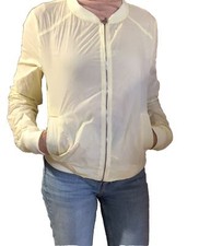 Giacca a vento, scaccia acqua