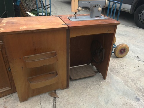 Macchina per cucire necchi - macchina,
